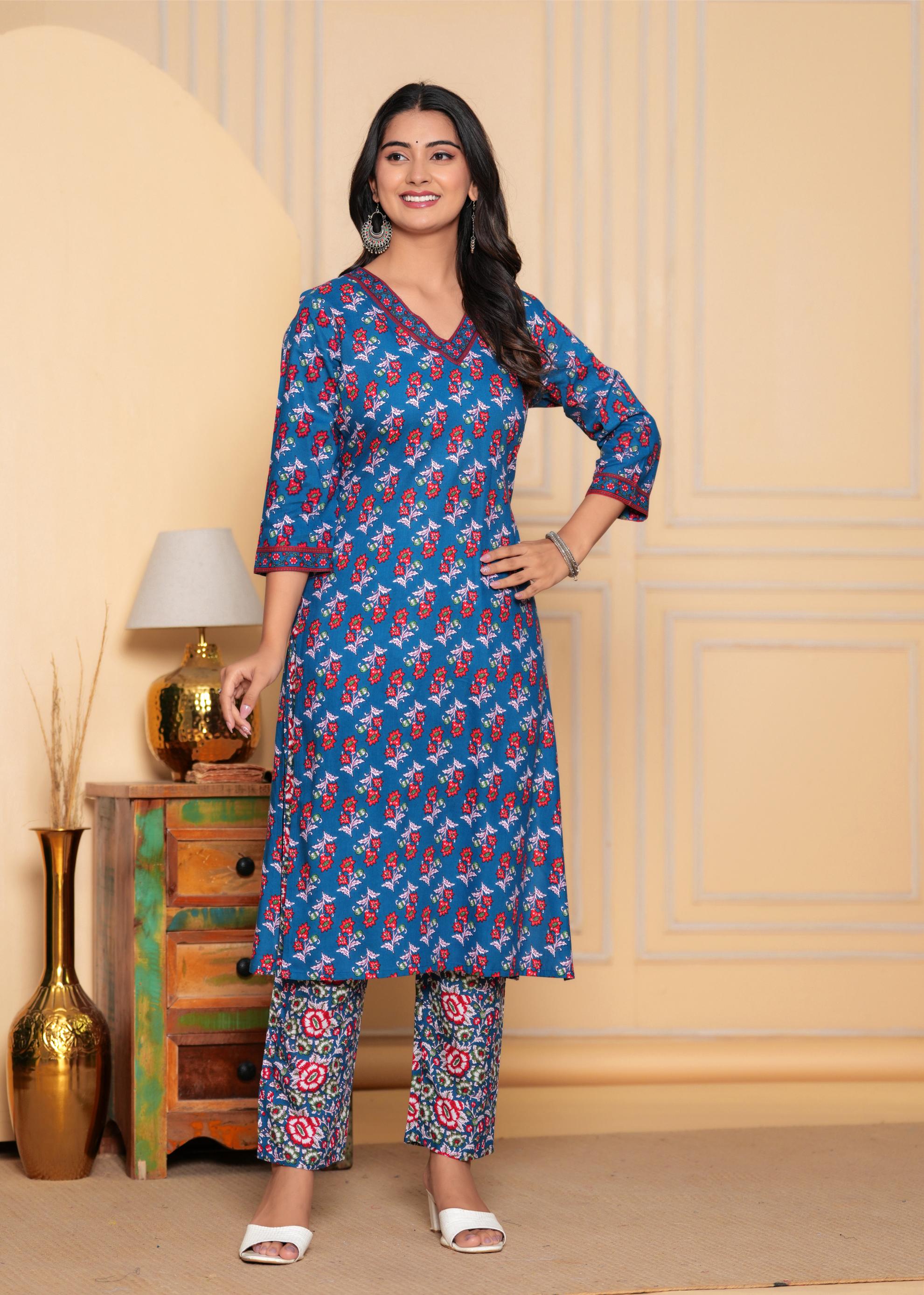 Elegant Blue Flower Printed Kurta Set